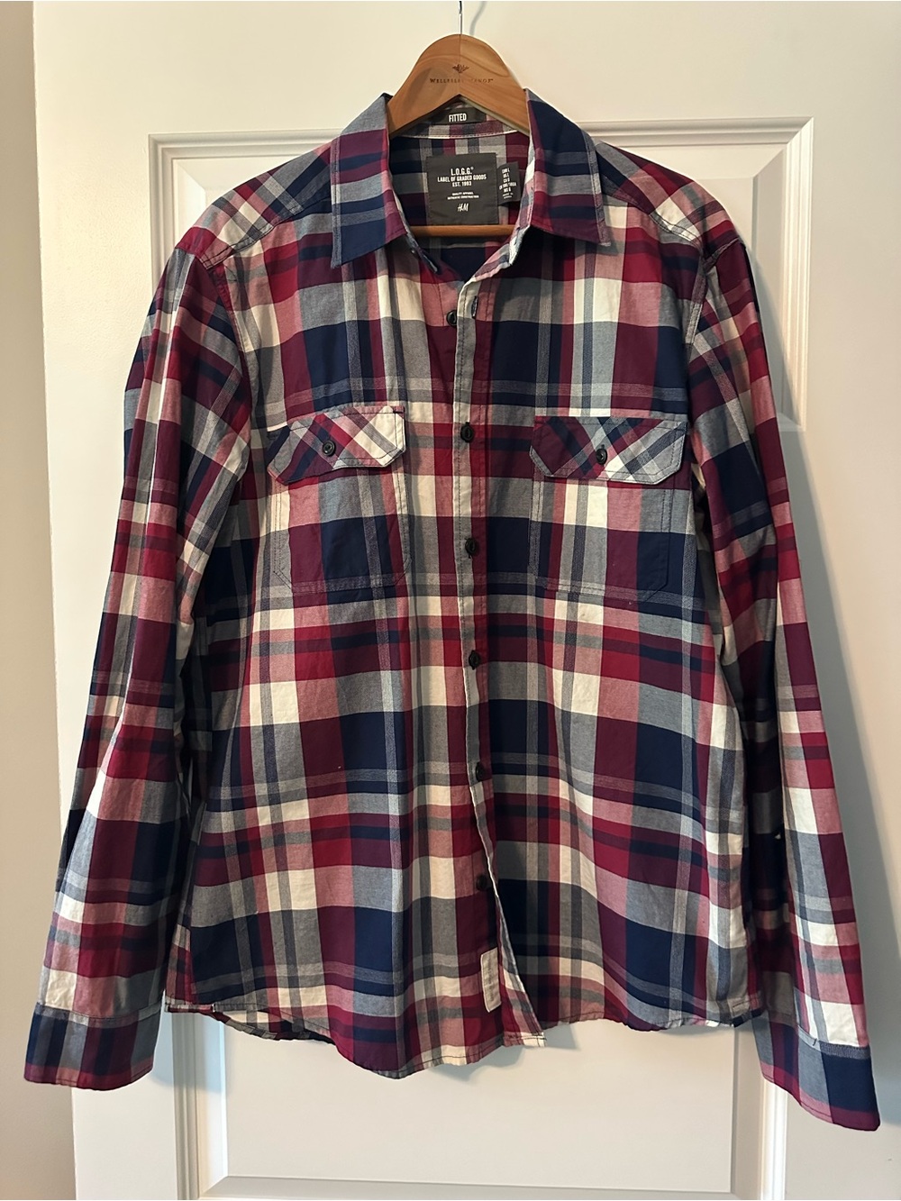 H&M Burgundy Navy White Plaid Fitted Button-Down Shirt